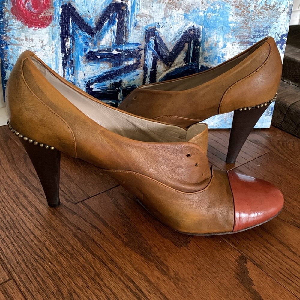 Paul Smith Ochre Brown Leather Patent Toe 3 Hole Lace-Up Brass Stud Heel Sz 41